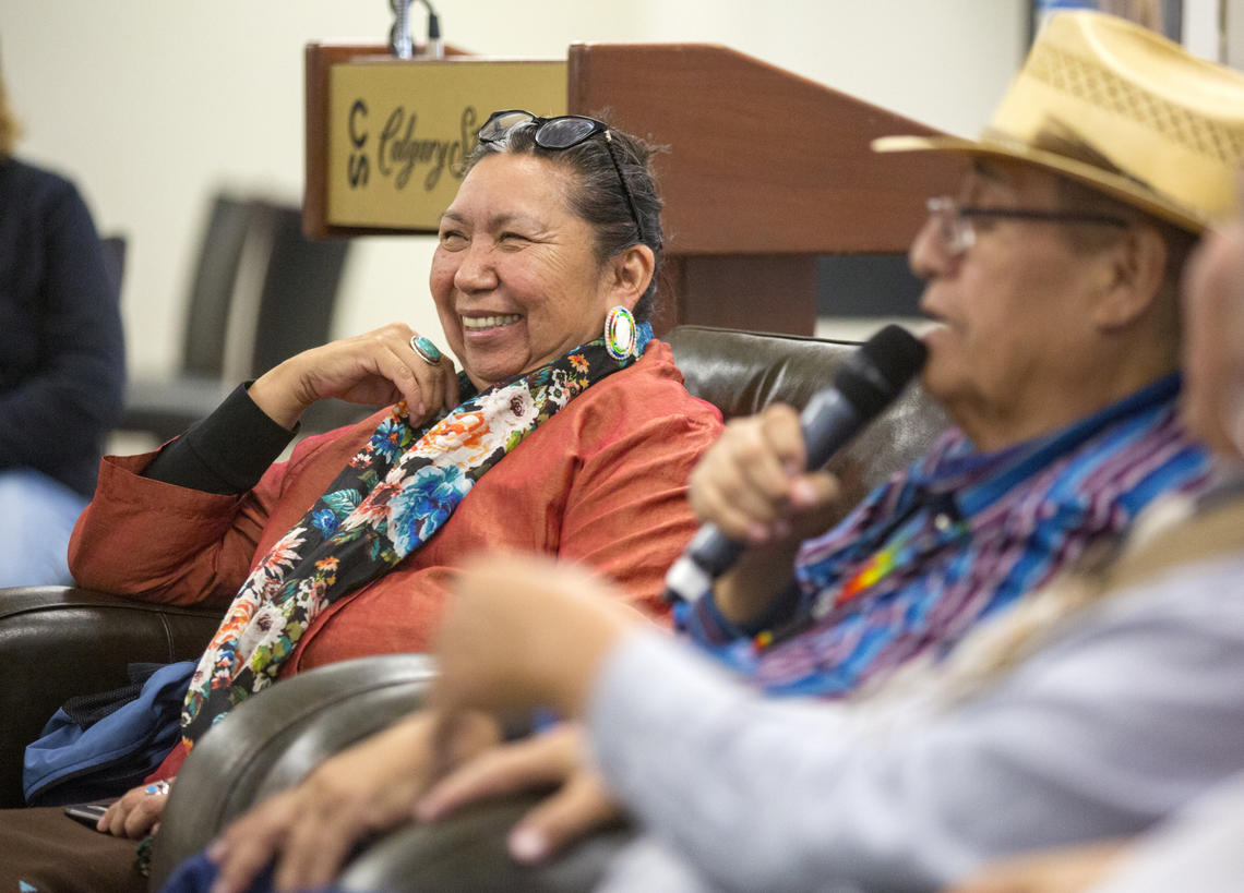 Tsuu'tina Traditional Knowledge Keeper Diane Meguinis and Bearspaw Traditional Knowledge Keeper Rod Hunter share their stories about the significance of language. Photo by Colleen De Neve, for the University of Calgary
